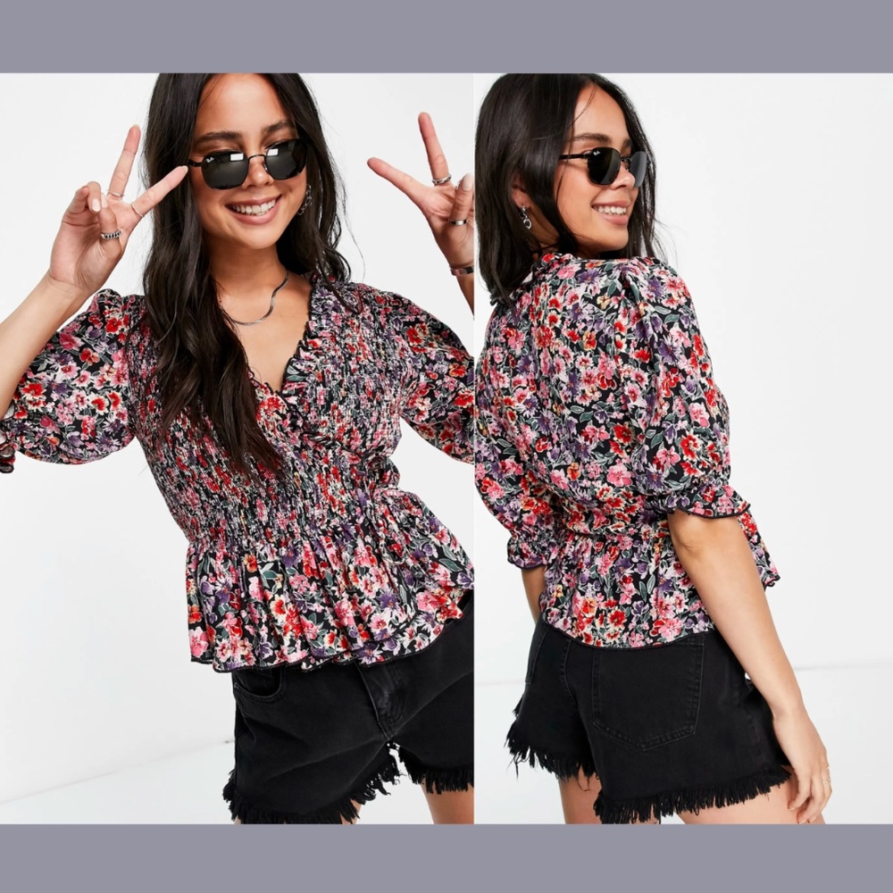 NWT Topshop [ 6 US ] Smocked Ruffle Floral‎ Wrap Top in Mid Blue Multi